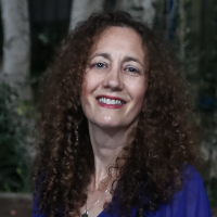 K2 Global Communications COO Amy Kenigsberg headshot